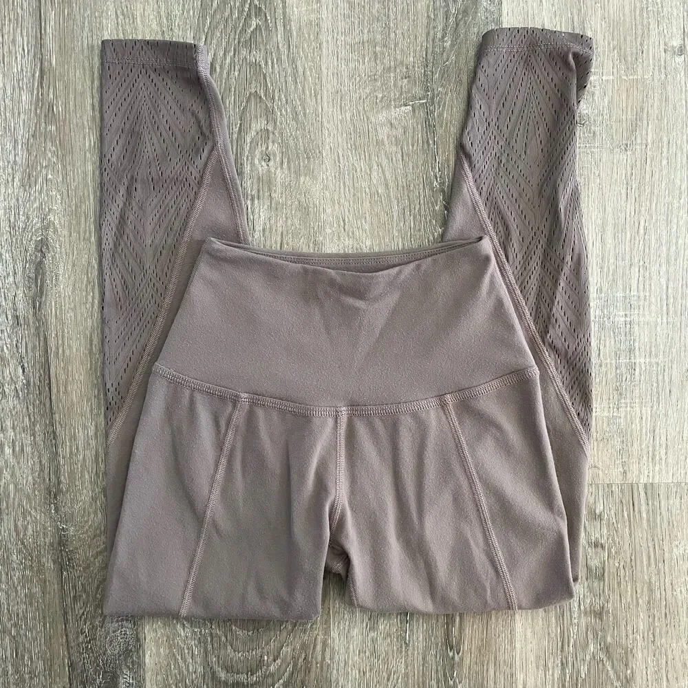Beyond Yoga High Waisted Mesh In Line Midi Legging - Size: XS